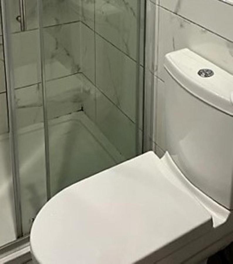 Wisdom Care: The Orpington Cutie Hotel Eksteriør billede